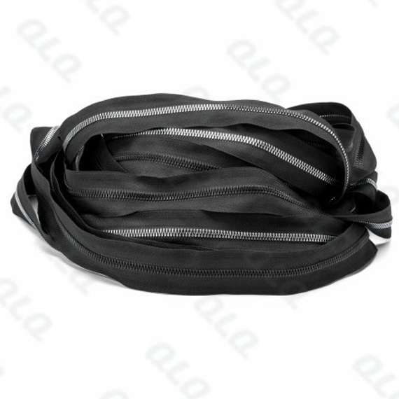 Plastic Long-chain Zipper With Shiny Film