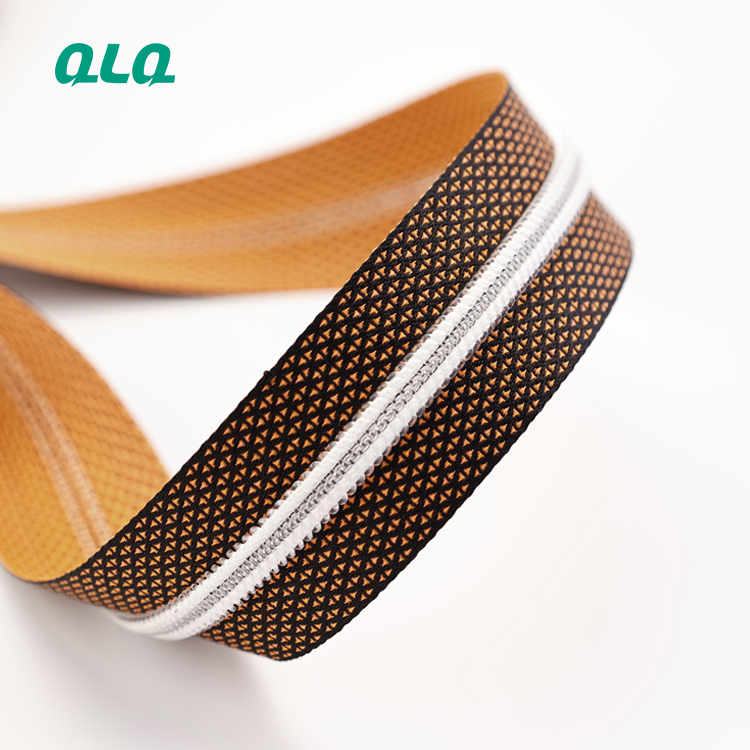 Factory wholesale custom 200 yards 3# 5# nylon roll zipper with fashion tape