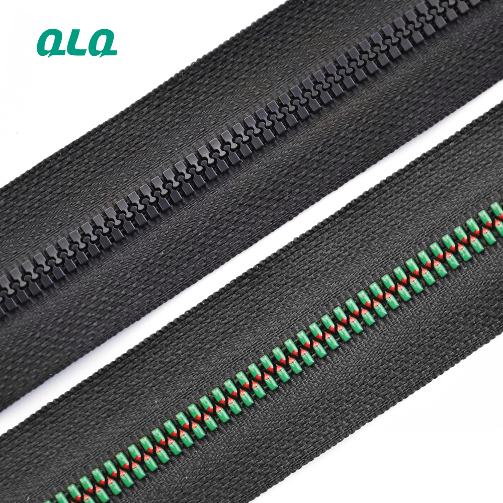 Factory Direct Selling Upper Lat Frame Oil Zipper Red And Green Teeth Long Chain Zipper For Bags Clot