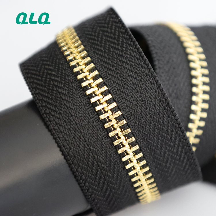 High Quality Cheap Price Factory Wholesale Metal Long Chain Zippers For Home Textile Garment